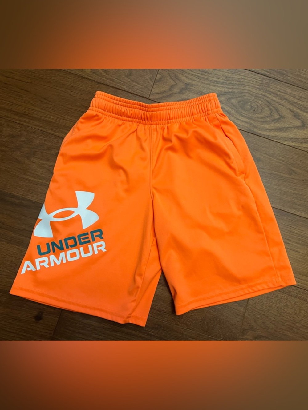 Under Armour Youth Small Shorts